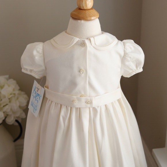 Ivory Smocked Dress 2T Boutique Hand Pink Embroidery Traditional Classic NWT - Picture 3 of 5